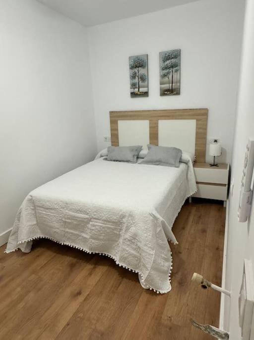 Apartamento Chicharro A Baeza Bagian luar foto